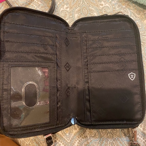 Vera Bradley crossbody tech pouch - Picture 2 of 4